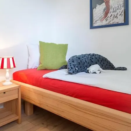 Dr Nic 6 28 Blue Water Westerland