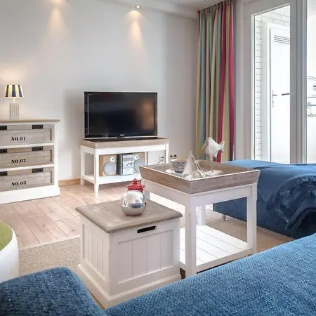 Dr Nic 6 28 Blue Water